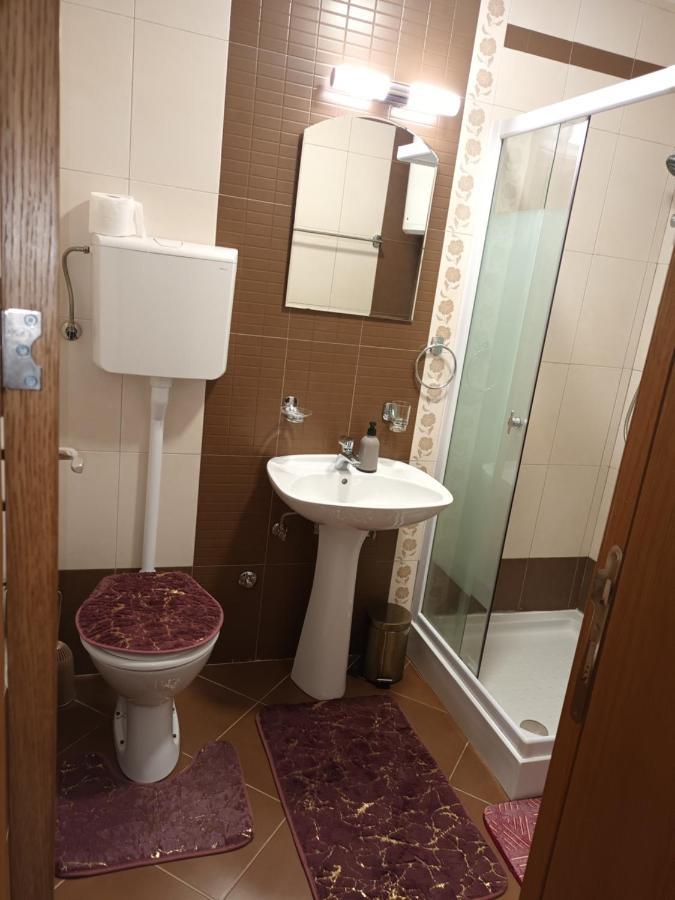 Apartman Romantic Vrnjačka Banja Exteriör bild